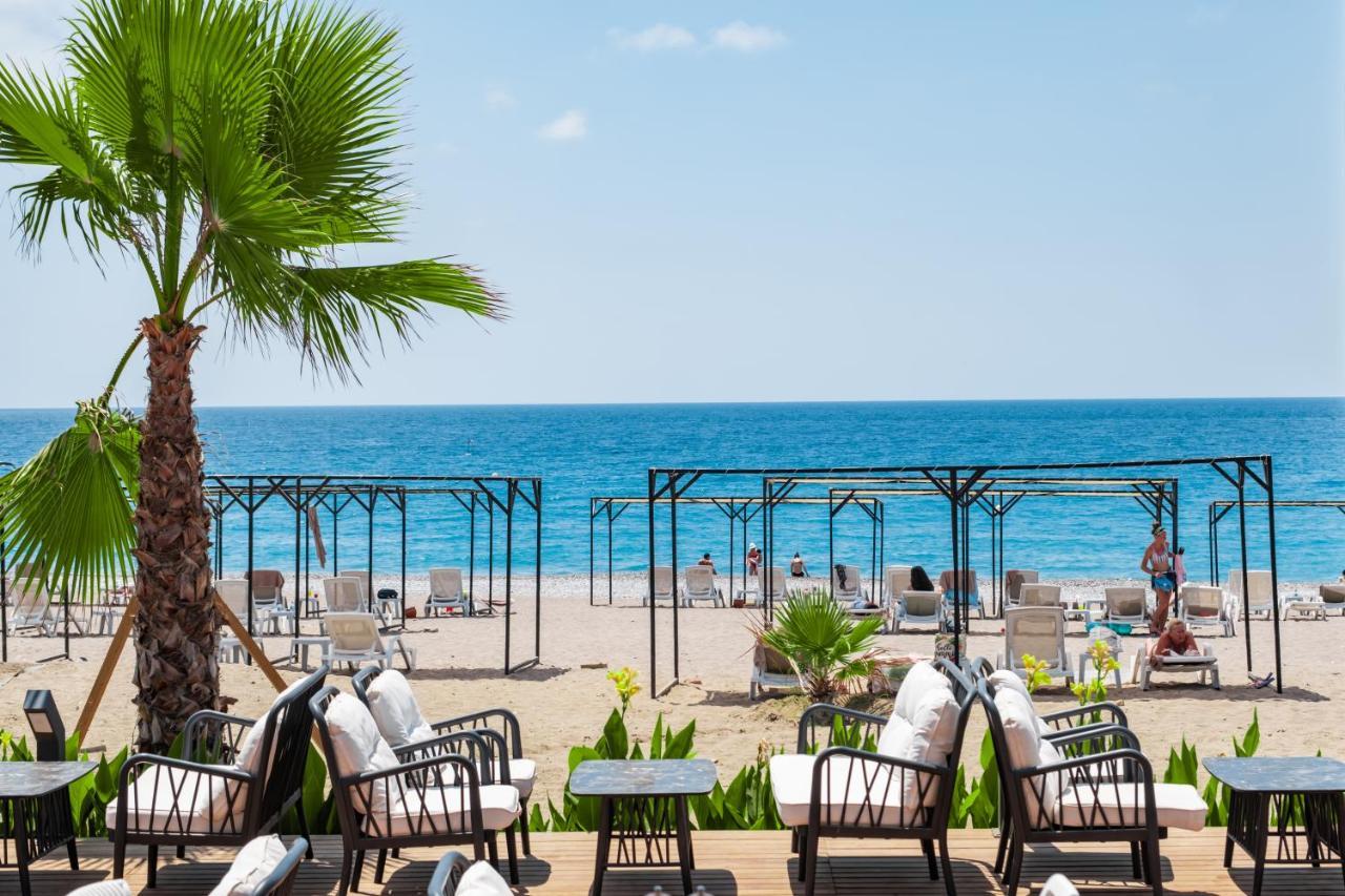 La Benata Beach Hotel مانافجات المظهر الخارجي الصورة