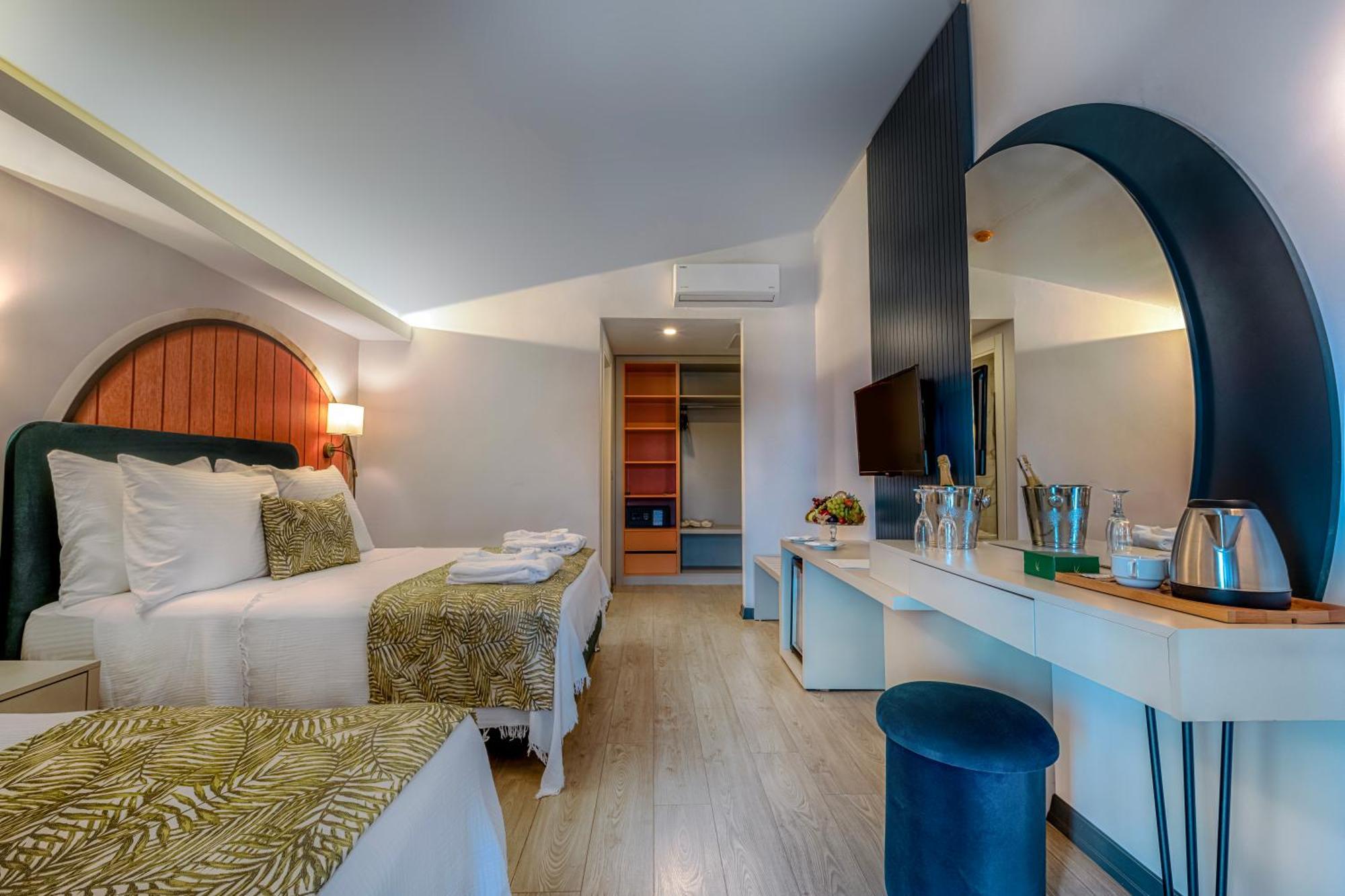 La Benata Beach Hotel مانافجات المظهر الخارجي الصورة